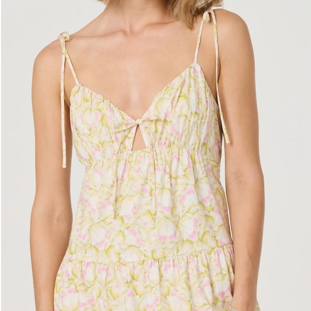 ASTR the Label Tie Strap Tiered Maxi Dress Pink Green Floral, Women's Small $128 - Picture 4 of 15